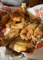 Hooters food