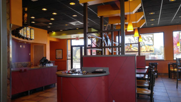 Taco Bell inside