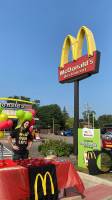 Mcdonald's outside