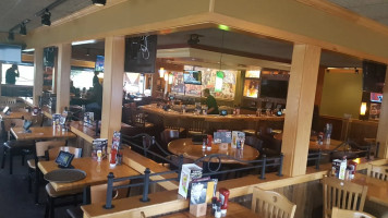 Applebee's Grill inside