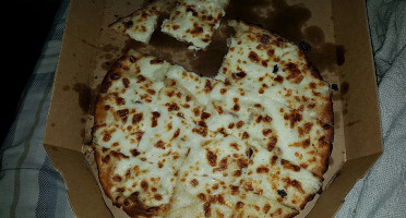 Domino's Pizza food
