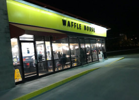Waffle House outside