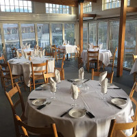 Simon Pearce Restaurant inside