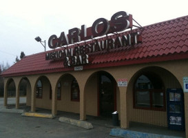 Carlos Mexican outside