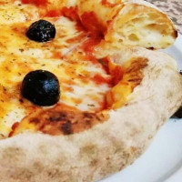 Domino's Pizza food