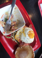 Red Robin Gourmet Burgers And Brews food