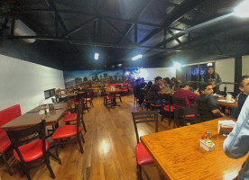 Cupcake Downsouth inside