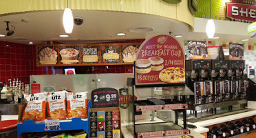 Sheetz inside