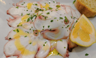 Elizabeth Street Café food