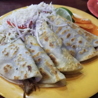 Tacos Y Tortas Adrian food