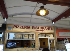 Domino's Pizza outside