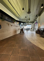 Calitea Long Beach inside