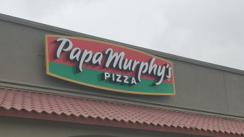 Papa Murphy 's Take 'n ' Bake Pizza outside