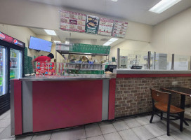 Papa John's Pizza inside