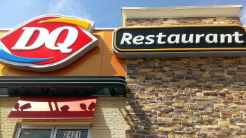 Dairy Queen outside