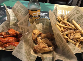 Wingstop food