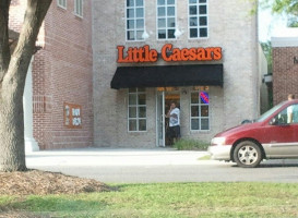 Little Caesars Pizza outside