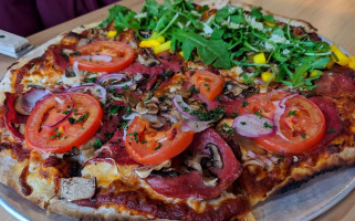 Rocky Mountain Flatbread food
