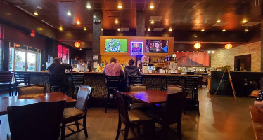 Red Bowl Asian Bistro inside