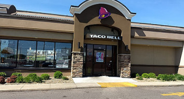 Taco Bell outside
