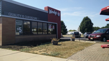 Wendy's outside