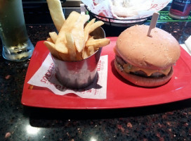 Red Robin Gourmet Burgers And Brews Comida