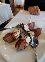 Tutti's food