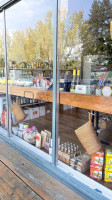 Milk Glass Mrkt outside