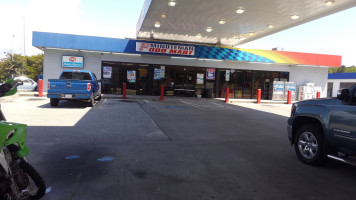 Dairy Queen outside