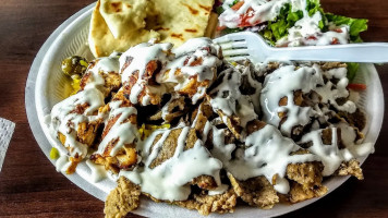 Pita Plus Gyros food