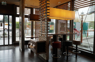 Redlands Grill By J. Alexander's inside