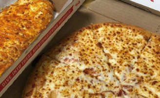 Domino's Pizza food