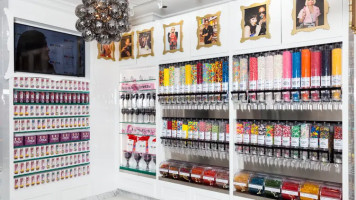 Sugar Factory inside