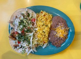 Fuzzy's Taco Shop food