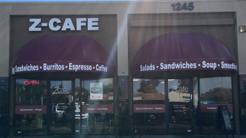 Z-cafe outside