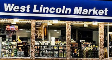 West Lincoln Market outside
