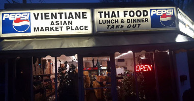 Vientiane Market outside