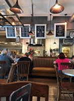 Bambino's Urban Pizzeria inside