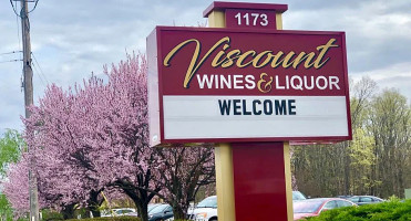 Viscount Wines Liquor outside