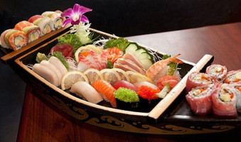 Tomo Japanese Cuisine food