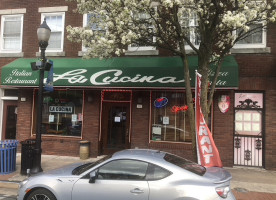 Cafe Italiano outside