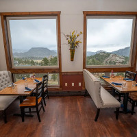 Twin Owls Steakhouse outside