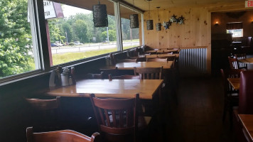 Barnwood Restaurant inside