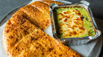 Magazine Pizza food