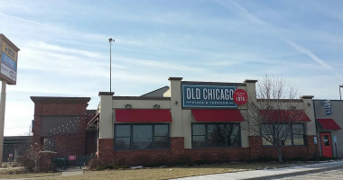 Old Chicago Pizza Taproom outside