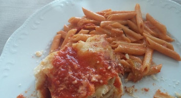 Weebles Grill food