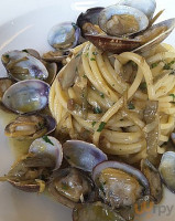 Doc's Dry Dock food