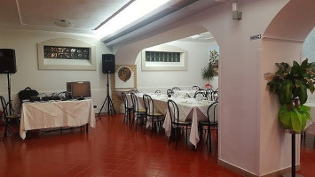 Erbert and Gerbert's inside