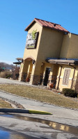Olive Garden outside