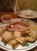 Olive Garden food